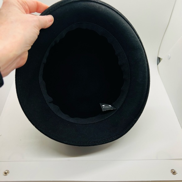 NWOT August Hats Cliche Hat with Decoration. Black - Picture 6 of 7